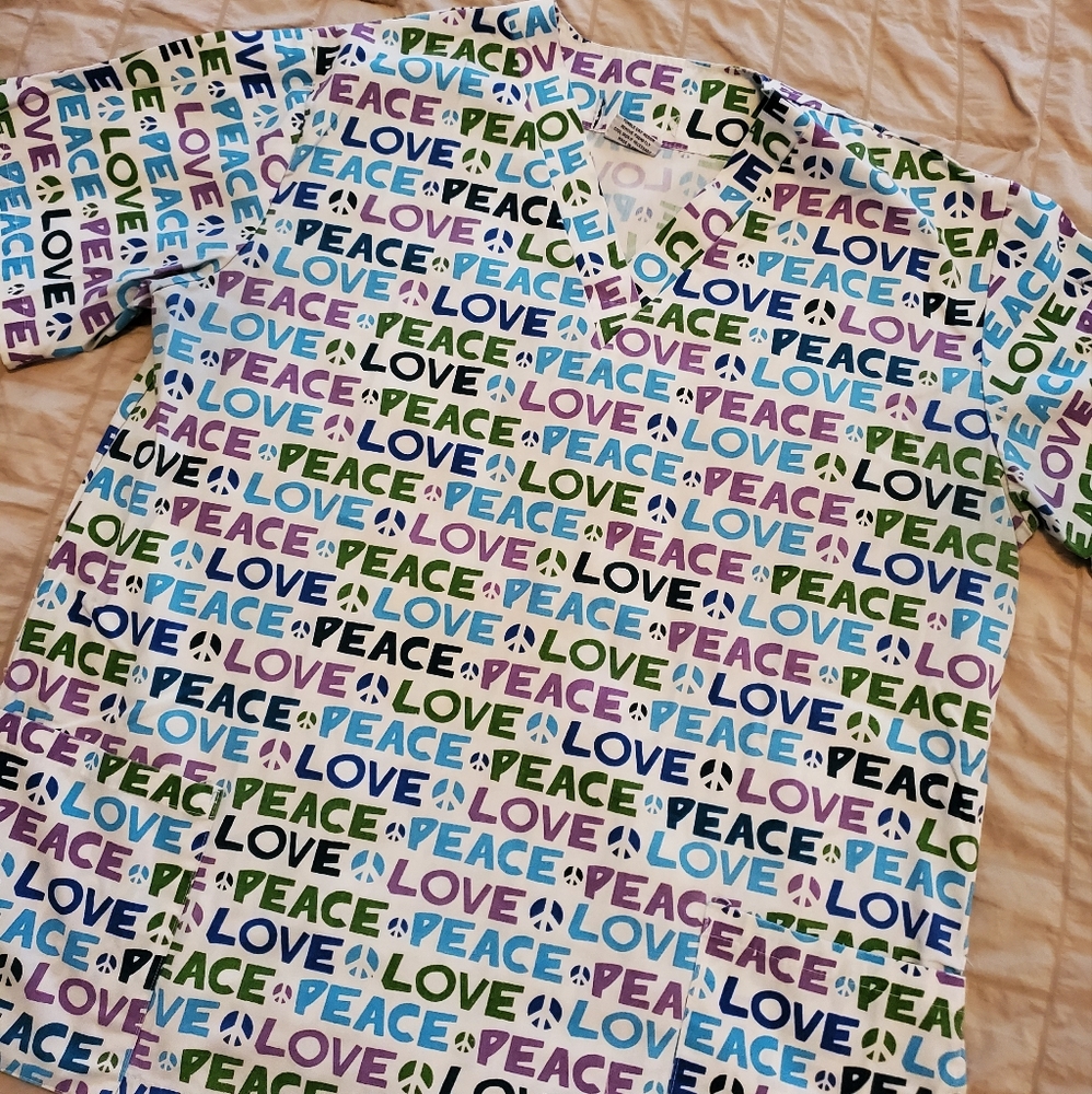 Scrub top
